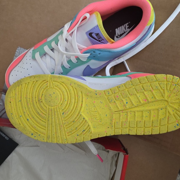 Size 10.5 Women/9 MenNike Dunk Low-Top Sneakers in White with Pastel - Picture 4 of 6